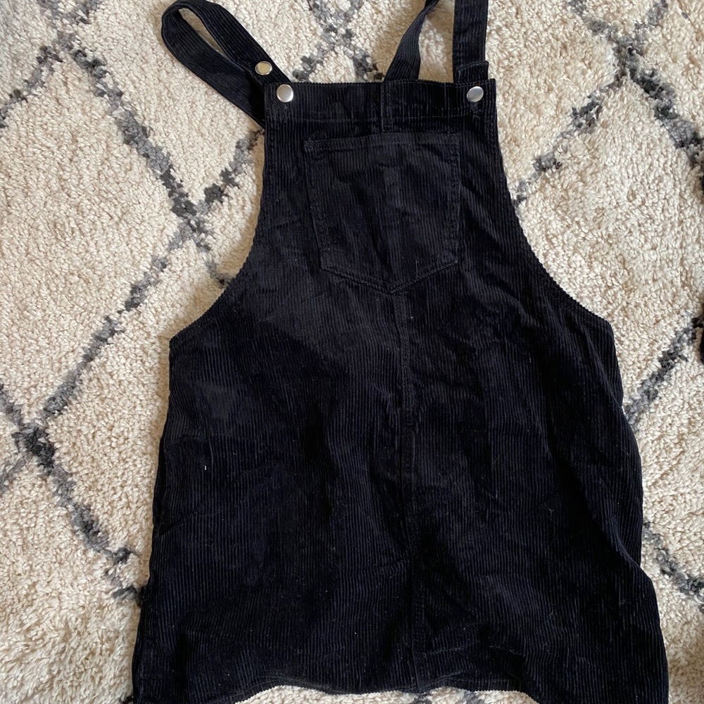 Corduroy black skirt overalls